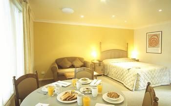 Best Western Plus The Tudor-Box Hill - Sydneys Hotel 26