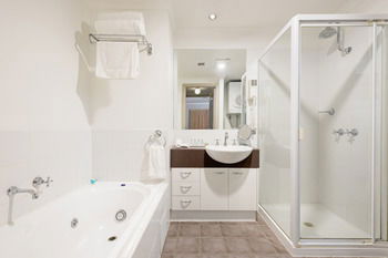 Ringwood Royale - Sydneys Hotel 4