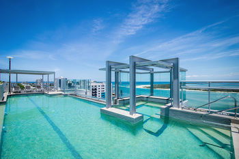 Pumicestone Blue - Sydneys Hotel 46