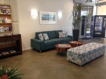 Pumicestone Blue - Sydneys Hotel 51