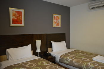 YTI Garden Hotel - Sydneys Hotel 33