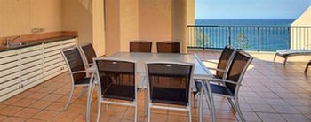 Peninsular Beachfront Resort - Sydneys Hotel 0