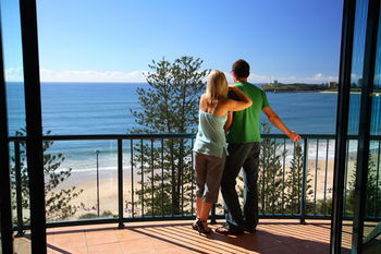 Peninsular Beachfront Resort - Sydneys Hotel 6
