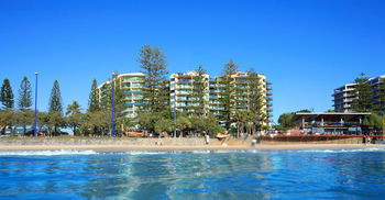 Peninsular Beachfront Resort - Sydneys Hotel 12