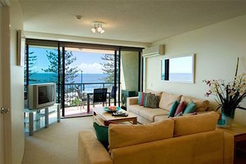 Peninsular Beachfront Resort - Sydneys Hotel 17