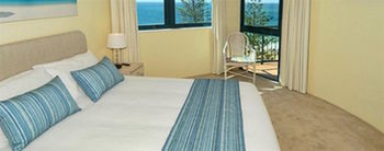 Peninsular Beachfront Resort - Sydneys Hotel 24