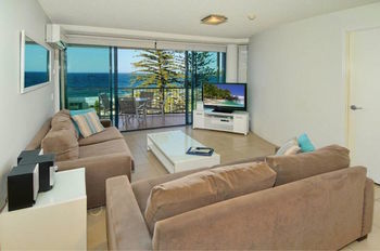 Peninsular Beachfront Resort - Sydneys Hotel 25