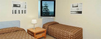 Peninsular Beachfront Resort - Sydneys Hotel 26