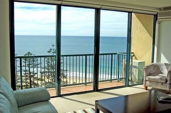 Peninsular Beachfront Resort - Sydneys Hotel 50