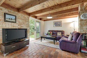 Bungunyah Apartments - Sydneys Hotel 23