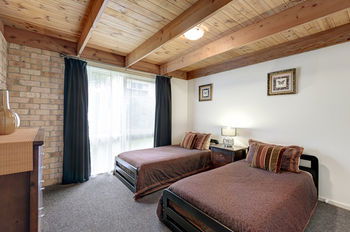 Bungunyah Apartments - Sydneys Hotel 26