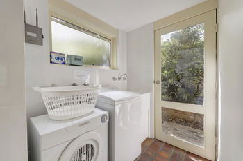 Bungunyah Apartments - Sydneys Hotel 54