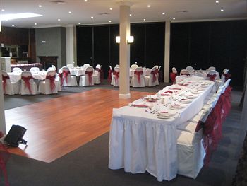 Checkers Resort & Conference Centre - Sydneys Hotel 3
