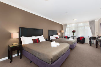 Checkers Resort & Conference Centre - Sydneys Hotel 6