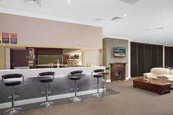 Checkers Resort & Conference Centre - Sydneys Hotel 8