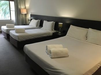 Checkers Resort & Conference Centre - Sydneys Hotel 22