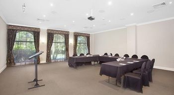Checkers Resort & Conference Centre - Sydneys Hotel 41