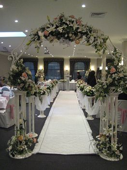 Checkers Resort & Conference Centre - Sydneys Hotel 0
