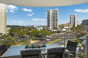 Aqua Vista Resort - Sydneys Hotel 35