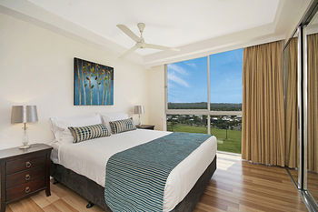 Aqua Vista Resort - Sydneys Hotel 103