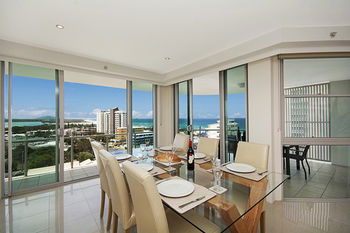 Aqua Vista Resort - Sydneys Hotel 106