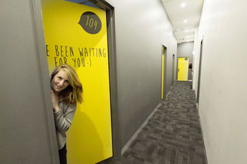 United Backpackers Melbourne - Sydneys Hotel 2