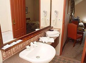 La Maison Boutique - Sydneys Hotel 7