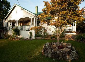 A Room With A View Bed & Breakfast - Sydneys Hotel 9
