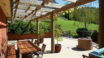 Mast Gully Gardens Bed & Breakfast - Sydneys Hotel 1