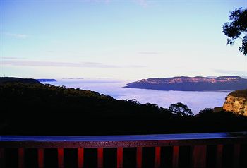 Valley Of The Waters B&B - Sydneys Hotel 0