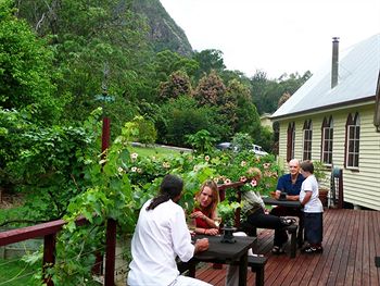 Glass House Mountains Ecolodge - Sydneys Hotel 5