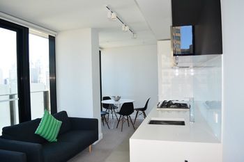Apartments Melbourne Domain - CBD - Sydneys Hotel 3