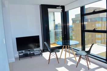 Apartments Melbourne Domain - CBD - Sydneys Hotel 15