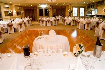 Elizabethan Lodge - Sydneys Hotel 15