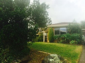 Australian Home Away @ East Doncaster Andersons Creek 1 - Sydneys Hotel 1