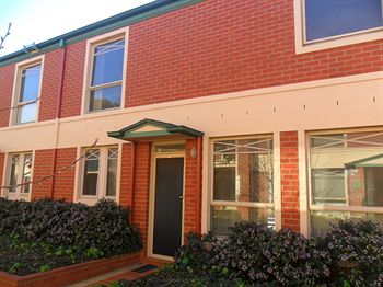 Australian Home Away @ Box Hill 32 - Sydneys Hotel 6