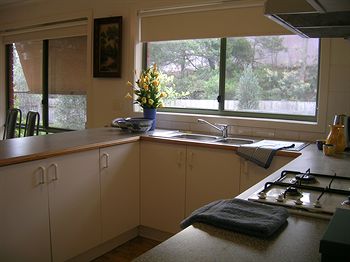 Australian Home Away Ringwood @ Bardia - Sydneys Hotel 25