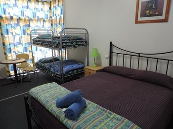 Ingenia Holidays Avina - Sydneys Hotel 2