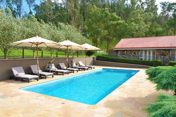 Araluen Villas - Sydneys Hotel 5