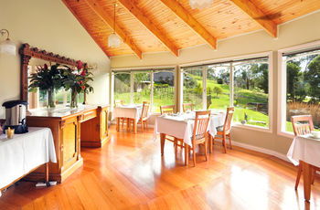Araluen Villas - Sydneys Hotel 8