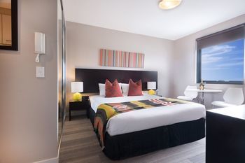 Quest Mascot Serviced Apartments - Sydneys Hotel 4