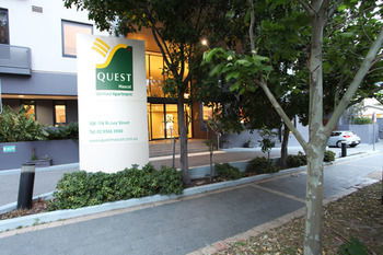 Quest Mascot Serviced Apartments - Sydneys Hotel 10