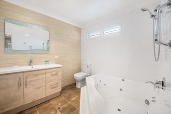 Forresters Beach Bed & Breakfast - Sydneys Hotel 2