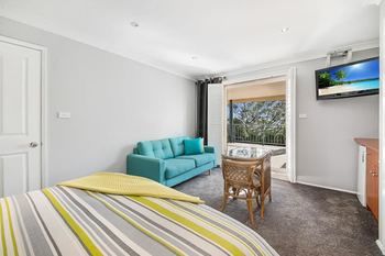 Forresters Beach Bed & Breakfast - Sydneys Hotel 7