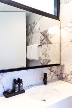 Apartment Hotel East Central - Sydneys Hotel 10