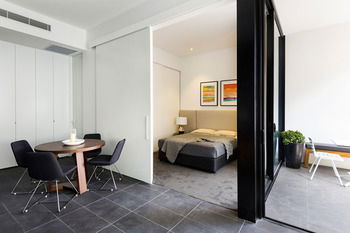 Apartment Hotel East Central - Sydneys Hotel 44