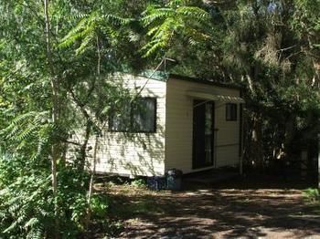 Jervis Bay Cabins - Sydneys Hotel 1