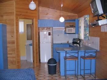 Jervis Bay Cabins - Sydneys Hotel 3