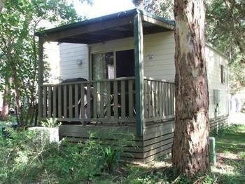 Jervis Bay Cabins - Sydneys Hotel 5