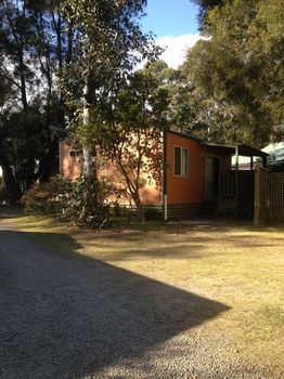 Jervis Bay Cabins - Sydneys Hotel 8